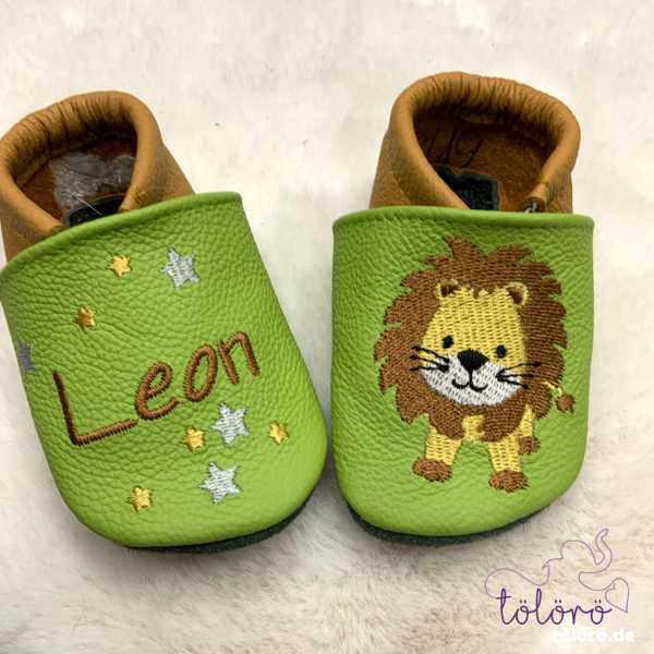 Name mit Mini-Sternen und Löwen